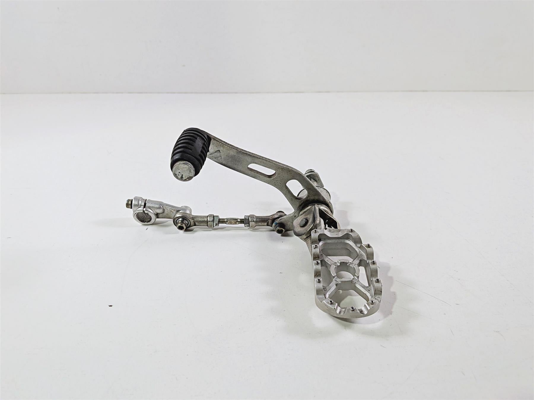 2015 Ducati Scrambler Urban Enduro Left Foot Peg + Mount & Shifter 45620781AA-Mototech271