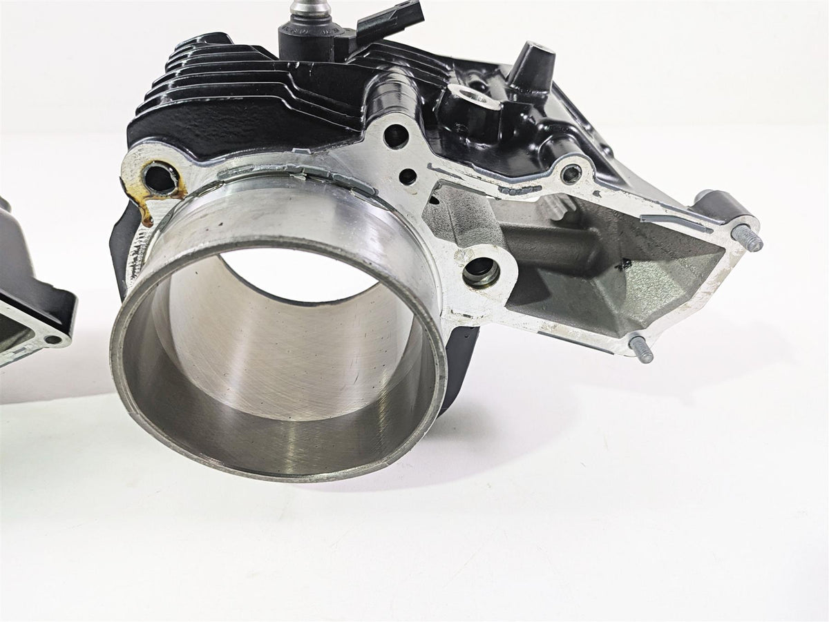 2022 BMW RnineT Pure K22 Left Right Piston Jug Barrel Cylinder Set 11117710477 {{ shop.shopifyCountryName }} - Mototech271