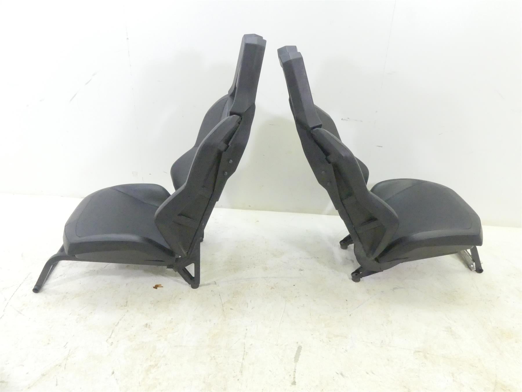2020 Can-Am Commander 1000R XT Left Right Driver Passenger Seat Set {{ shop.shopifyCountryName }} - Mototech271