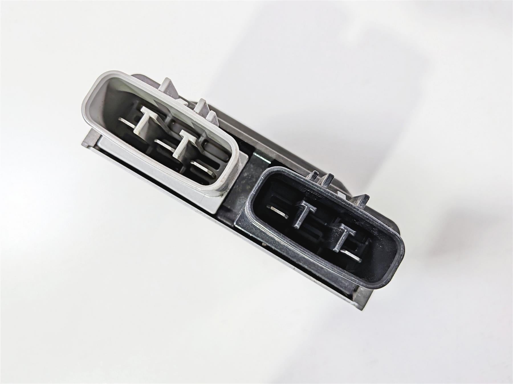 2017 BMW S1000RR K46 Rectifier Voltage Regulator FH020CA 12317718422 {{ shop.shopifyCountryName }} - Mototech271
