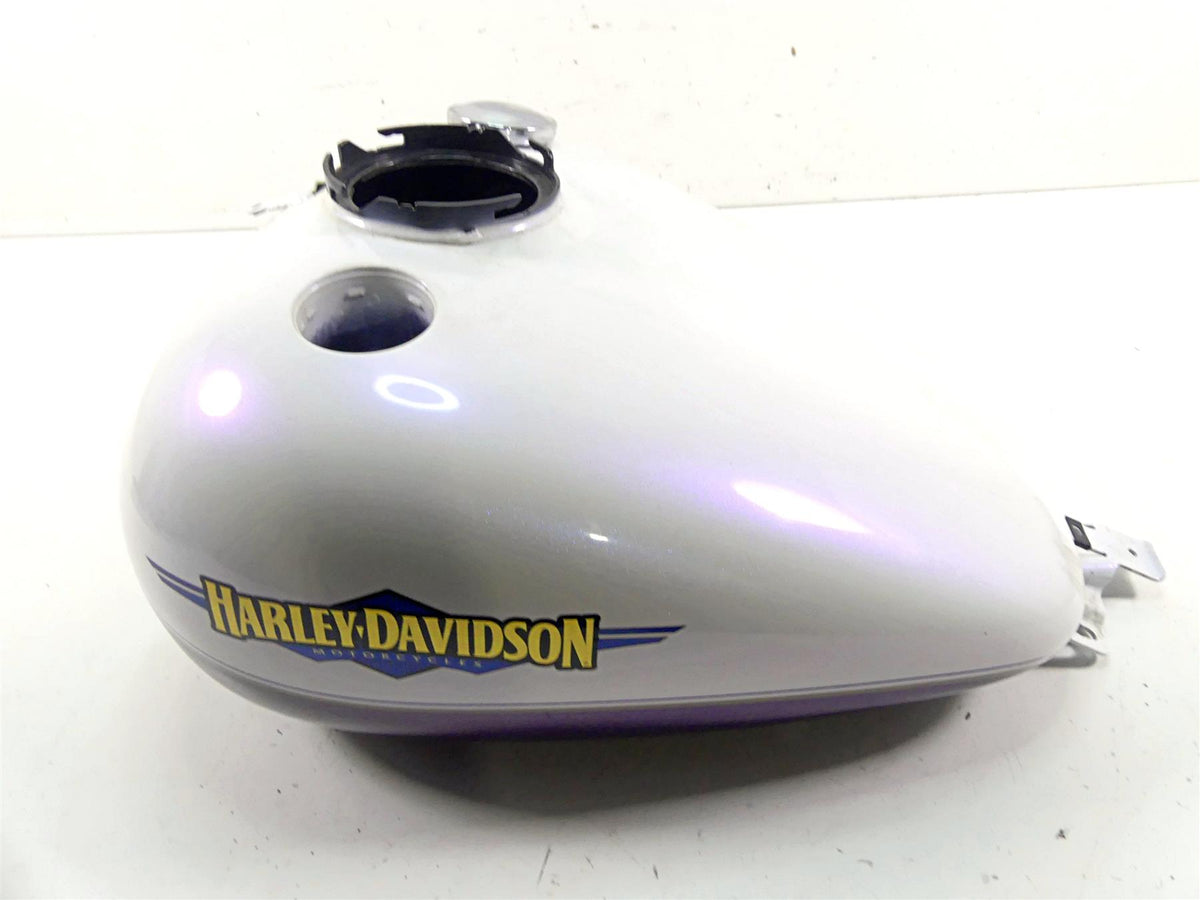 2010 Harley Touring FLHRC Road King Fuel Gas Tank White Ice Pearl -Read 61000691 {{ shop.shopifyCountryName }} - Mototech271