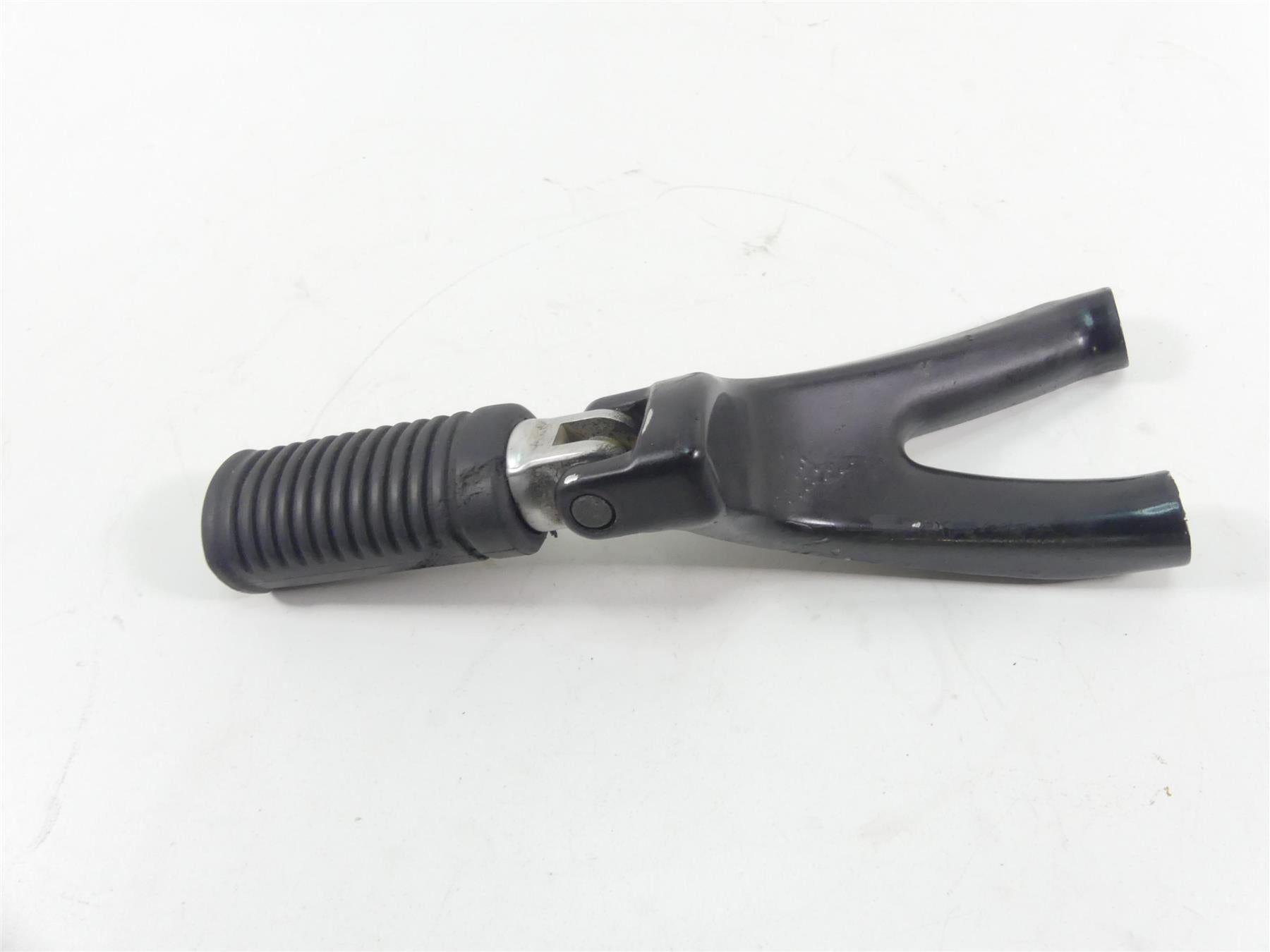 2019 Harley Softail FLSB Sport Glide Right Rider Footpeg Foot Peg 50500746 {{ shop.shopifyCountryName }} - Mototech271