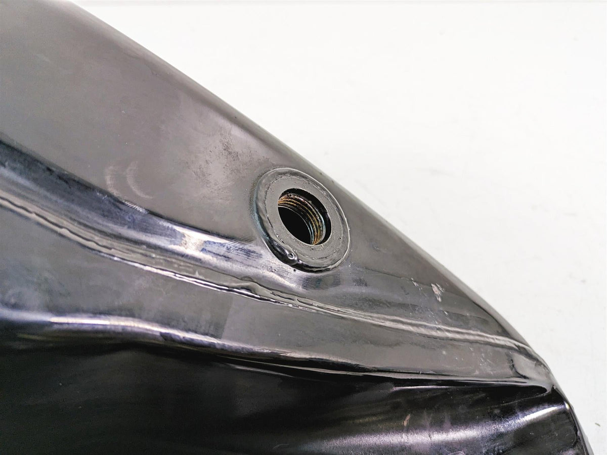 2011 Harley Touring FLHR Road King Fuel Gas Petrol Tank 61000691 61268-08 {{ shop.shopifyCountryName }} - Mototech271