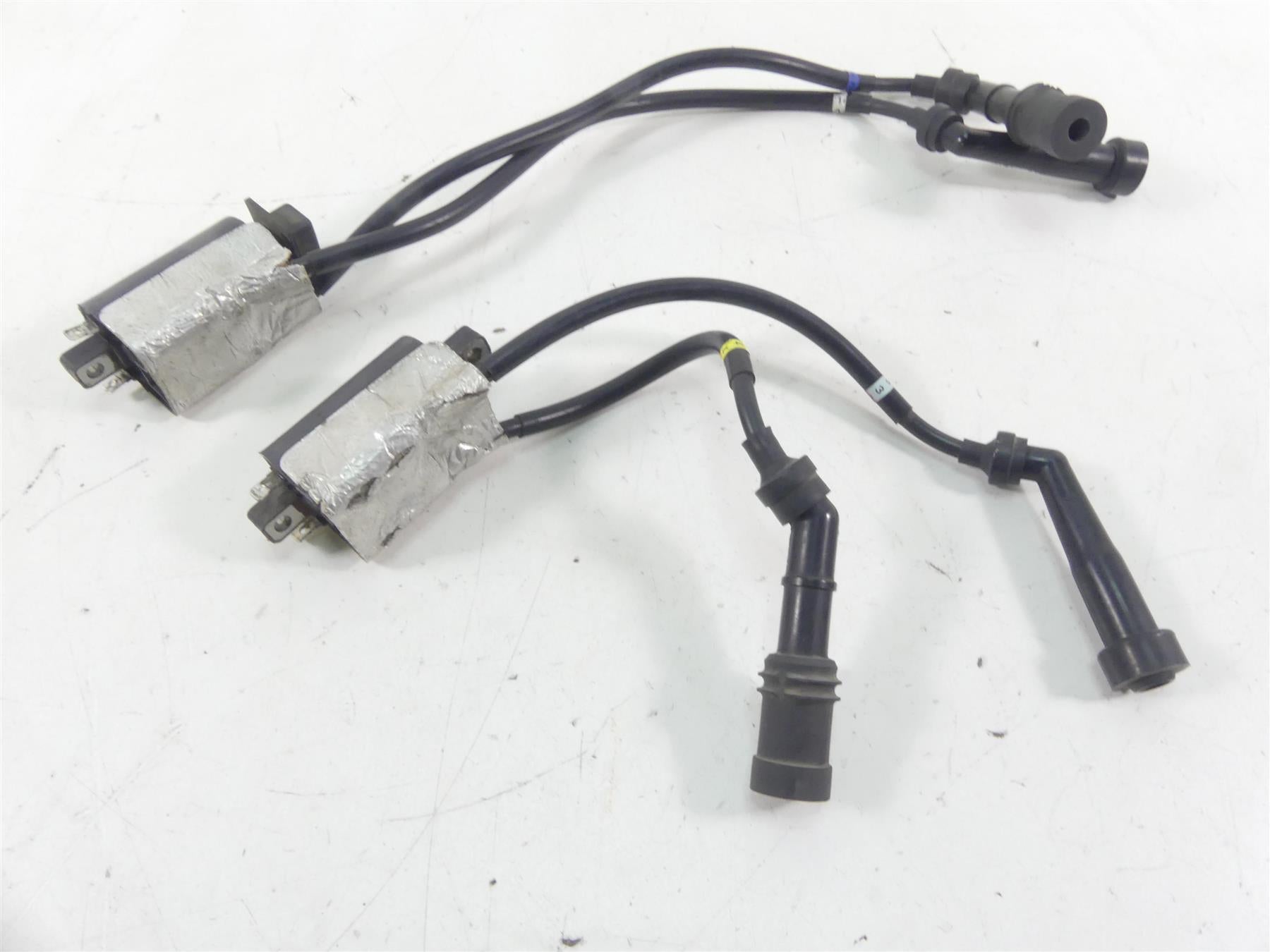 2001 Yamaha XV1600 Road Star Denso Ignition Coil Wires Plug Set 4WM-82310-00-00 {{ shop.shopifyCountryName }} - Mototech271