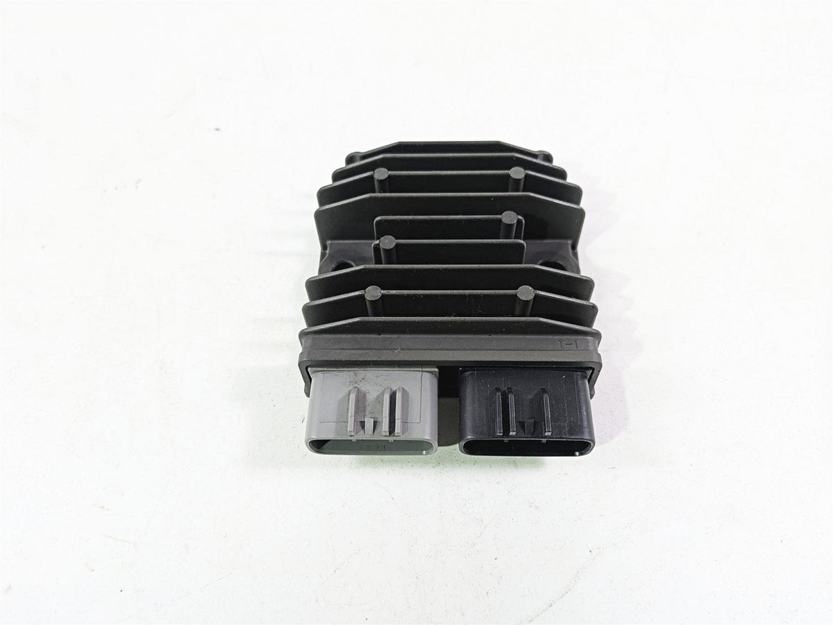 2013 Ducati Hypermotard 821 SP Rectifier Voltage Regulator SH821AA 54040321A {{ shop.shopifyCountryName }} - Mototech271