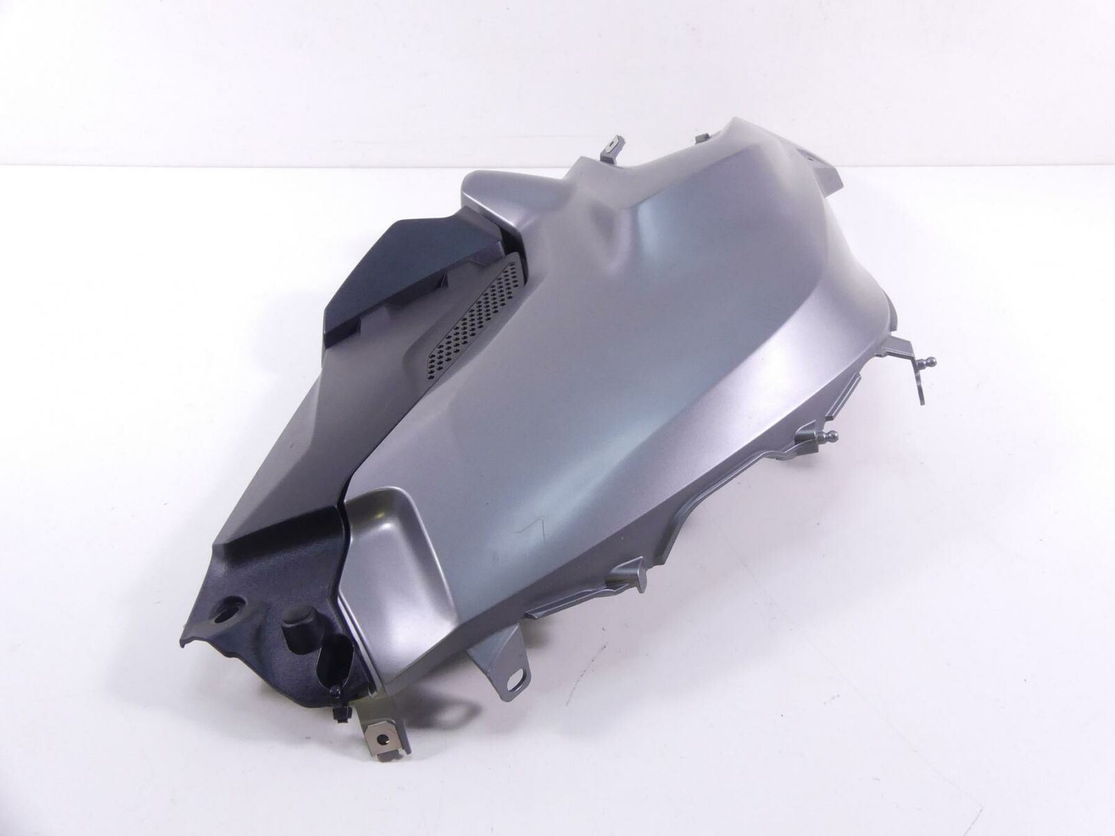 2013 BMW R1200GS GSW K50 Left Tank Side Fairing Cover Granit Gray 46638528669 {{ shop.shopifyCountryName }} - Mototech271