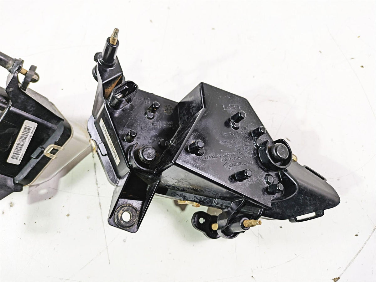 2019 Can Am Maverick X3 XRS Turbo R Headlight Head Lamp Set - Read 710004658 {{ shop.shopifyCountryName }} - Mototech271