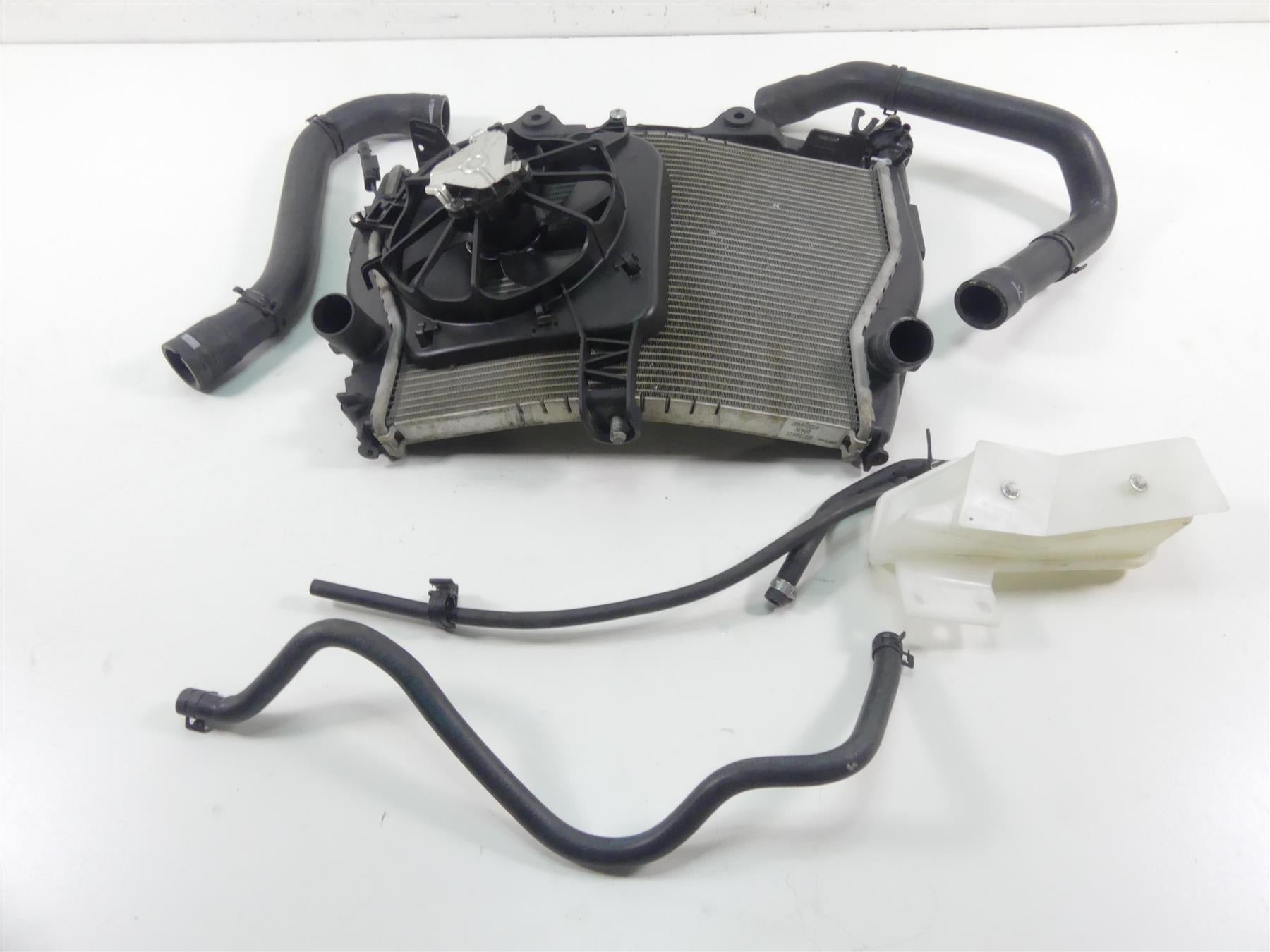 2016 BMW S1000XR K49 Radiator Fan Hoses Reservoir Set 17118551544 {{ shop.shopifyCountryName }} - Mototech271