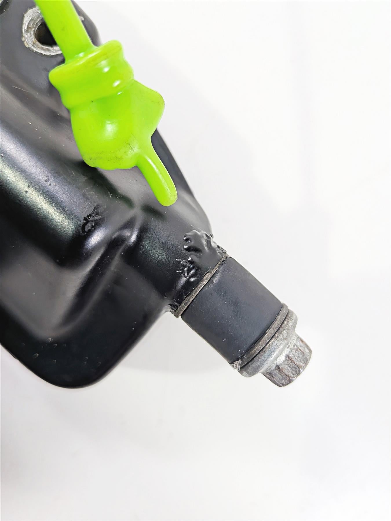 2004 Harley Touring FLTRI Road Glide Front Brake Master Cylinder 11/16 41700737-Mototech271