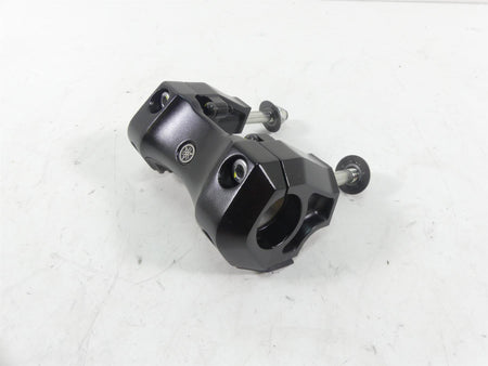 2013 Yamaha VMX17 V-Max 1700 Handlebar Handel Bar Riser Set 2S3-23441-00-00 {{ shop.shopifyCountryName }} - Mototech271