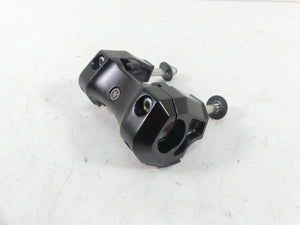 2013 Yamaha VMX17 V-Max 1700 Handlebar Handel Bar Riser Set 2S3-23441-00-00