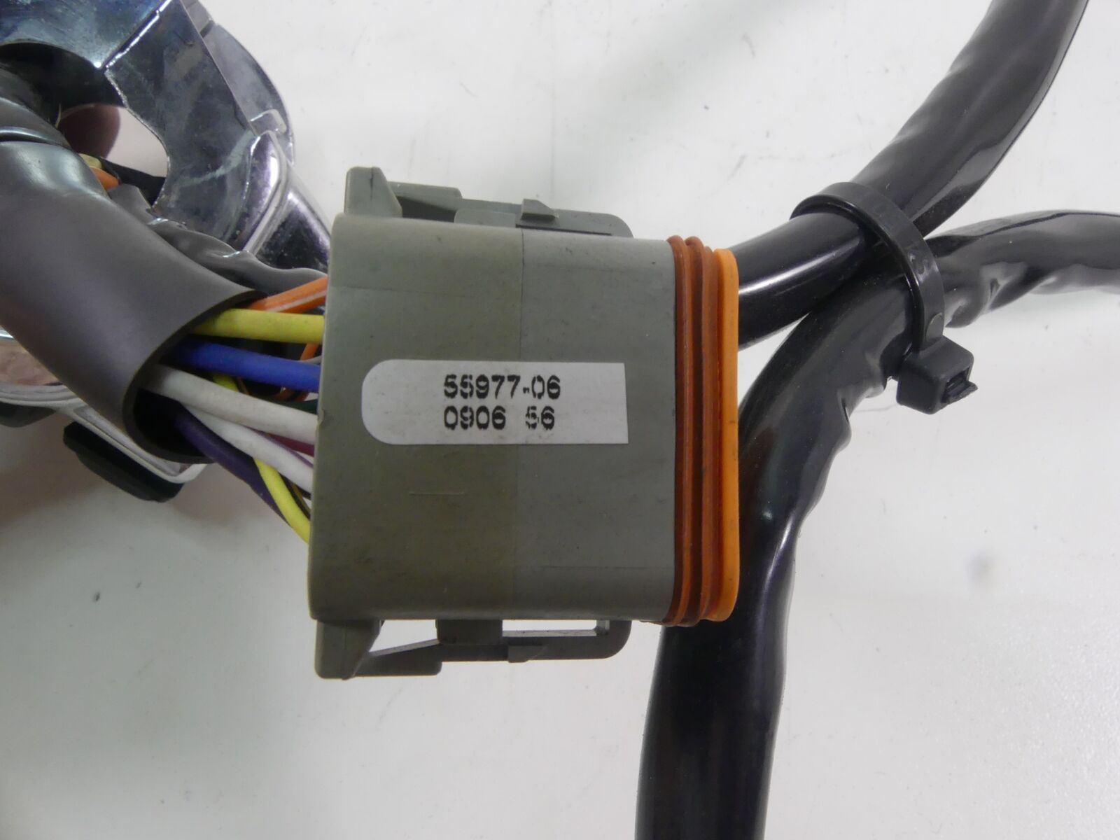 2006 Harley Touring FLHCU SE CVO Left Control Switch Blinker Audio -Read 71597-9 {{ shop.shopifyCountryName }} - Mototech271