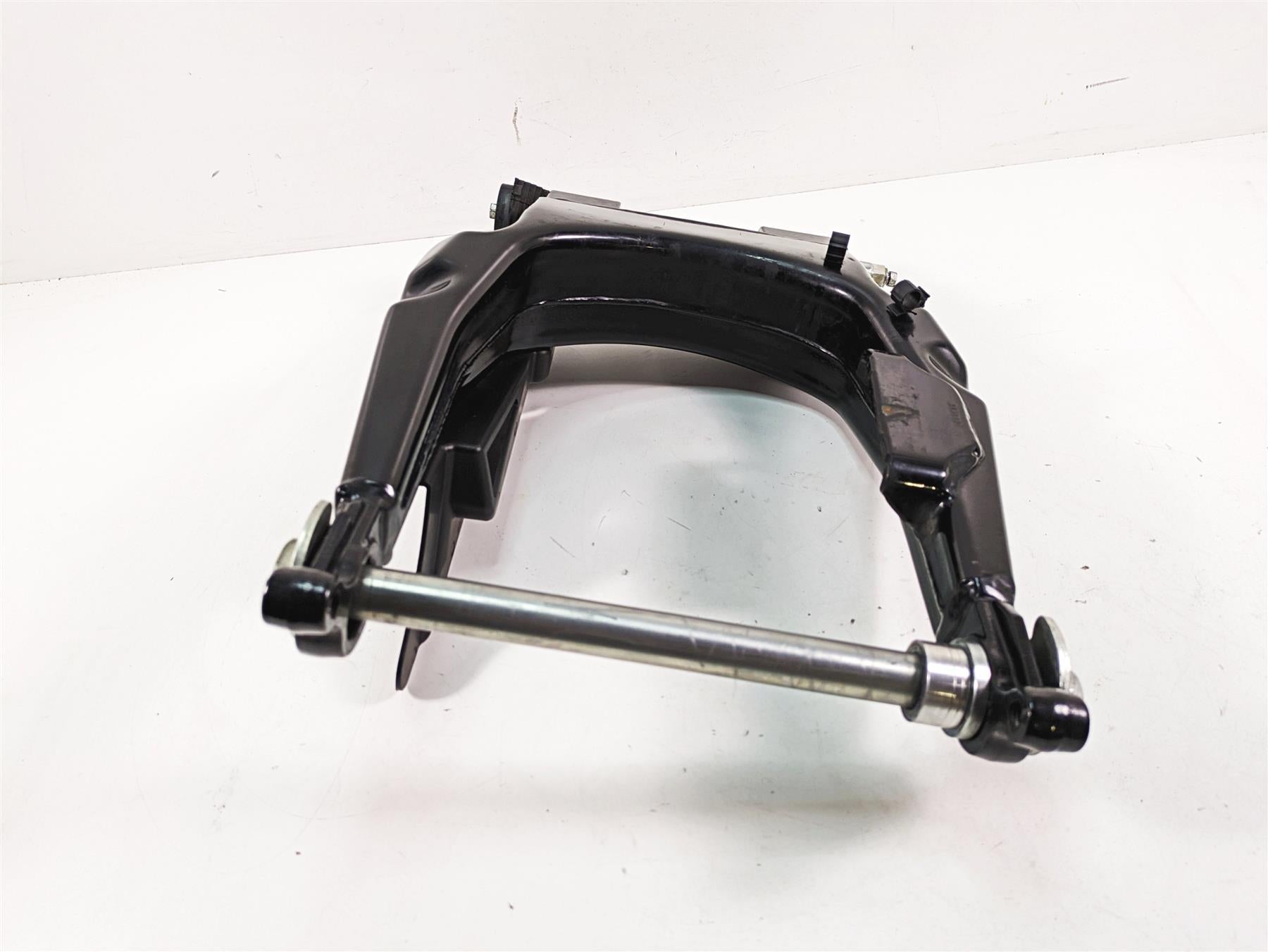 2019 Harley Touring FLHX Street Glide Swingarm Swing Arm 47549-09A {{ shop.shopifyCountryName }} - Mototech271