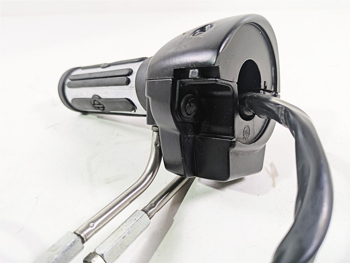 1999 Harley Touring FLHTCUI E-Glide Right Hand Control Switch Cruise 71684-06A {{ shop.shopifyCountryName }} - Mototech271