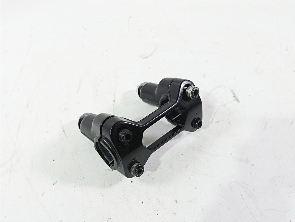 2018 Ducati Hypermotard 939 SP Handlebar Riser Holder Set 36011451AA {{ shop.shopifyCountryName }} - Mototech271