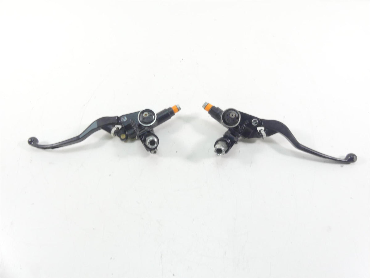 2018 Mv Agusta Brutale 800 RR Front Brake & Clutch Mstr Cylinder -Read 8000C3372 {{ shop.shopifyCountryName }} - Mototech271