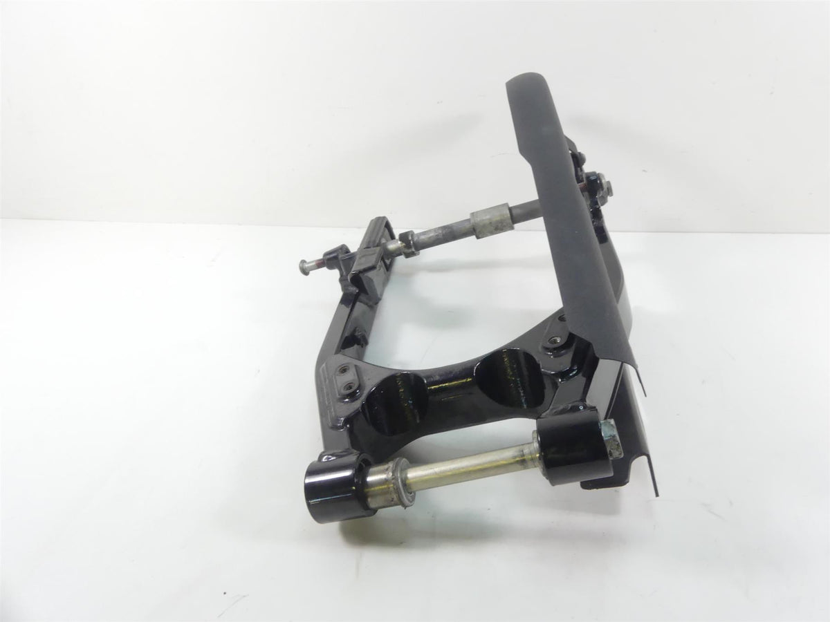 2017 Harley Dyna FXDB Street Bob Rear Swingarm Swing Arm & 25mm Axle 47820-10 {{ shop.shopifyCountryName }} - Mototech271