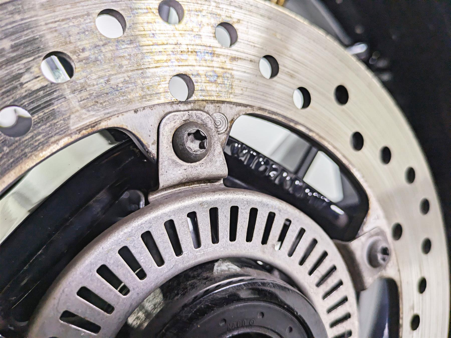 2017 BMW S1000RR K46 Rear Wheel Rim 17x6 - Wobble 36318556001 {{ shop.shopifyCountryName }} - Mototech271