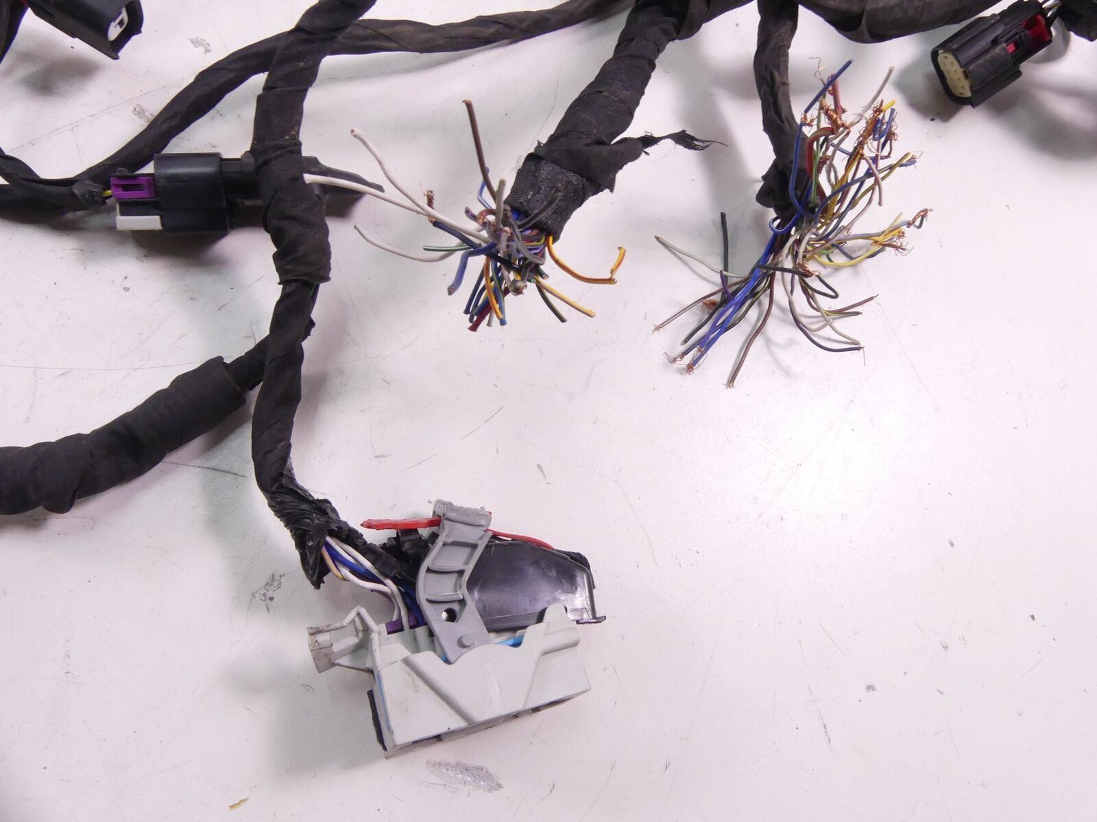 2020 Vanderhall Venice BlackJack Main Wiring Harness For Parts - Read 33390144 {{ shop.shopifyCountryName }} - Mototech271