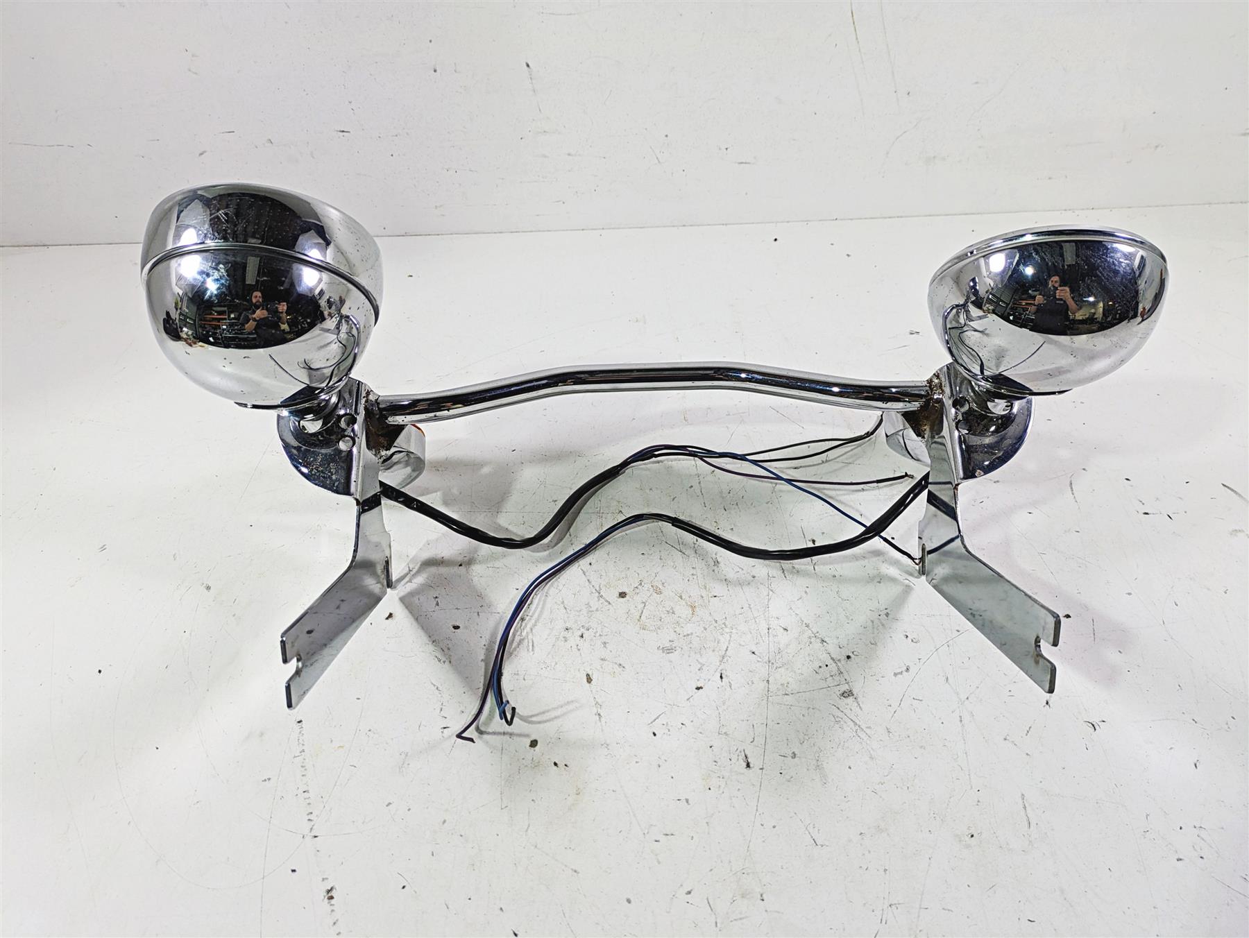 2003 Harley Touring FLHTCUI 100TH E-Glide Front Spot Light Blinker Set 68712-94 {{ shop.shopifyCountryName }} - Mototech271