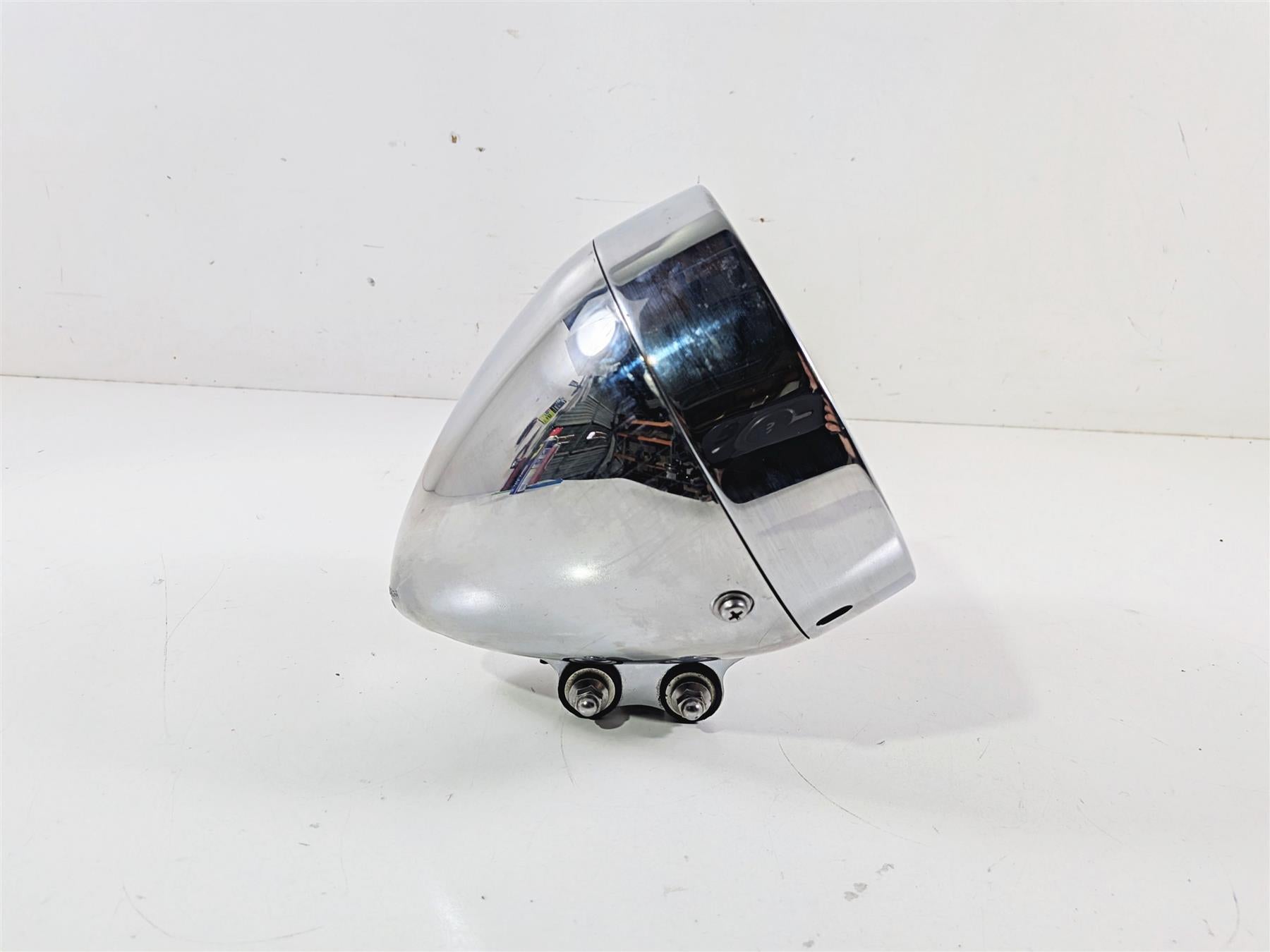 2007 Yamaha XVS1100 V-Star Custom Headlight Head Light Lamp No Bulb 5KP-84310-01 {{ shop.shopifyCountryName }} - Mototech271