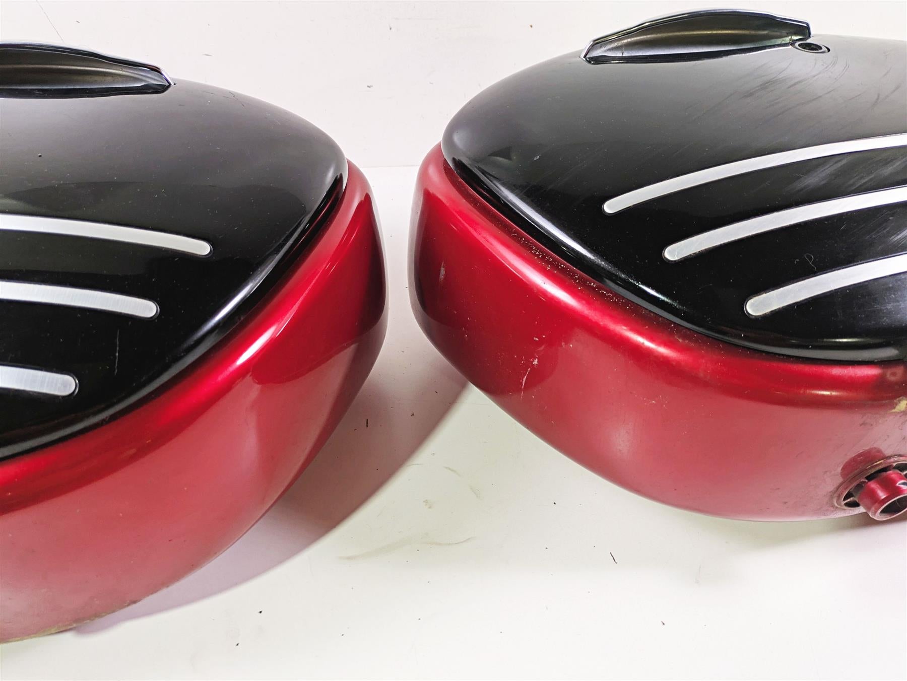 2008 Kawasaki VN1600 Vulcan Nomad Saddlebag Saddle Bag Set 14041-1130-17K {{ shop.shopifyCountryName }} - Mototech271