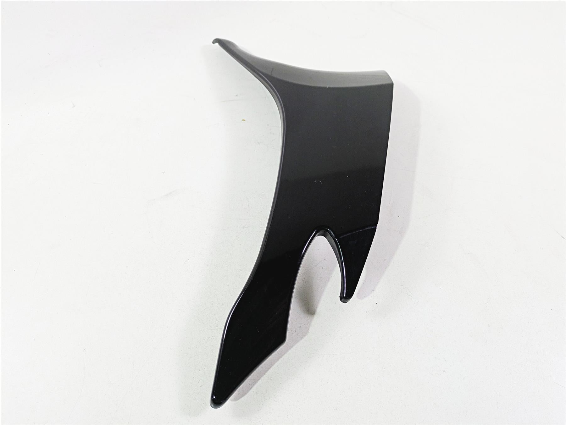 2017 Indian Chieftain Limited Right Upper Side Cover Fairing - Black 5450243 {{ shop.shopifyCountryName }} - Mototech271