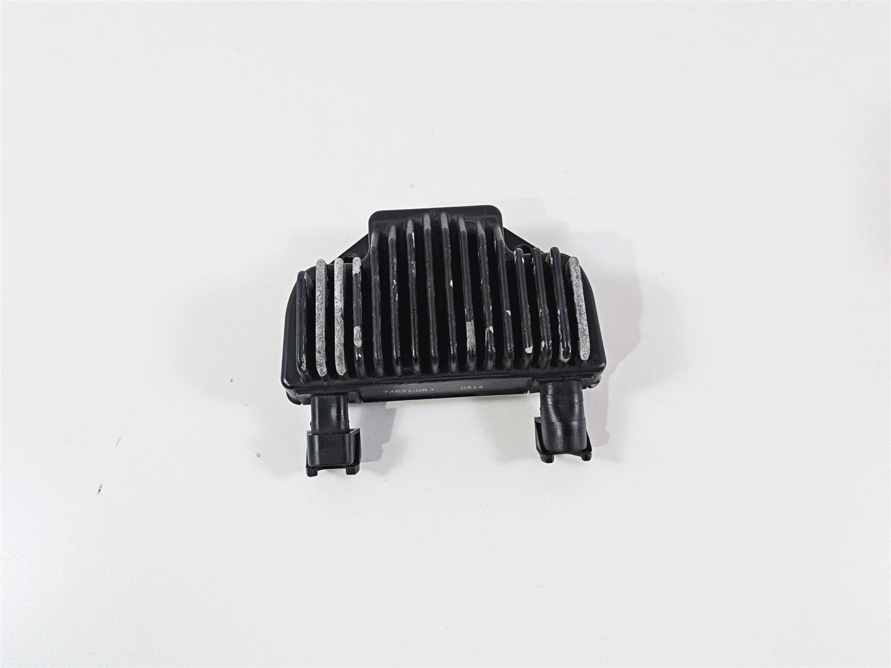 2014 Harley FXDL Dyna Low Rider Rectifier Voltage Regulator 74631-08A {{ shop.shopifyCountryName }} - Mototech271