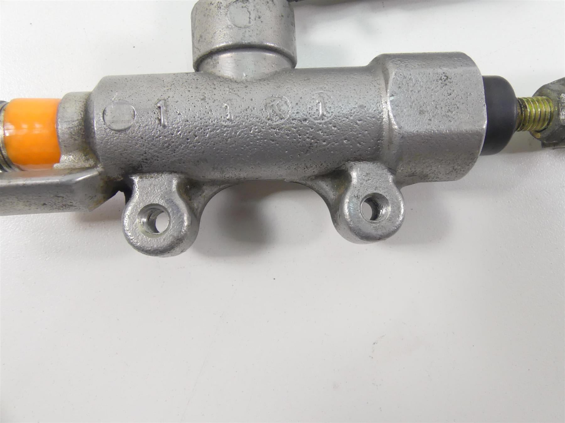 2002 Honda VTX1800 C Rear 11/16" Brake Master Cylinder 43510-MCH-016 {{ shop.shopifyCountryName }} - Mototech271