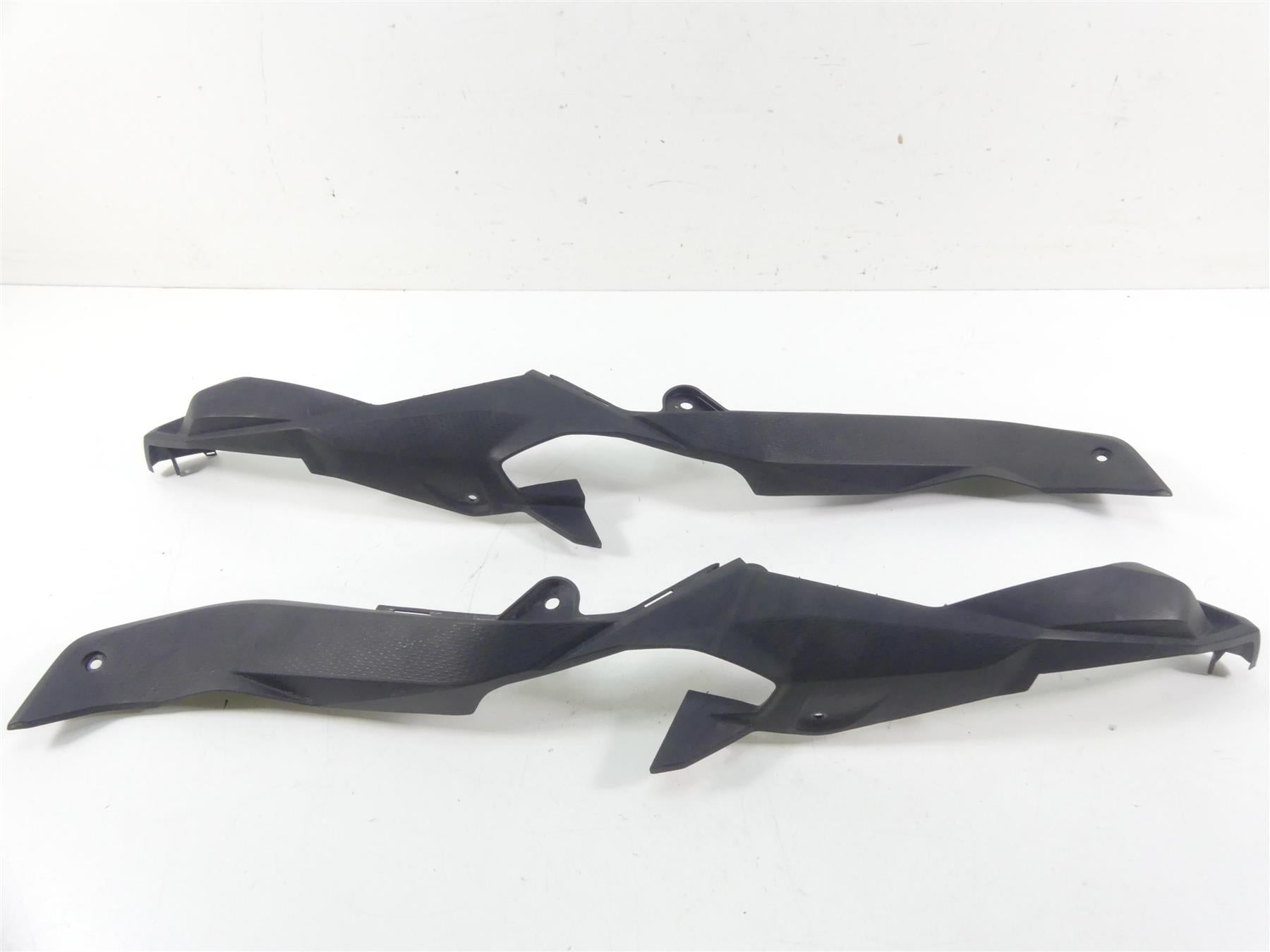 2016 BMW S1000XR K49 Lower Tail Side Fairing Cover Cowl Set 46627717027 {{ shop.shopifyCountryName }} - Mototech271