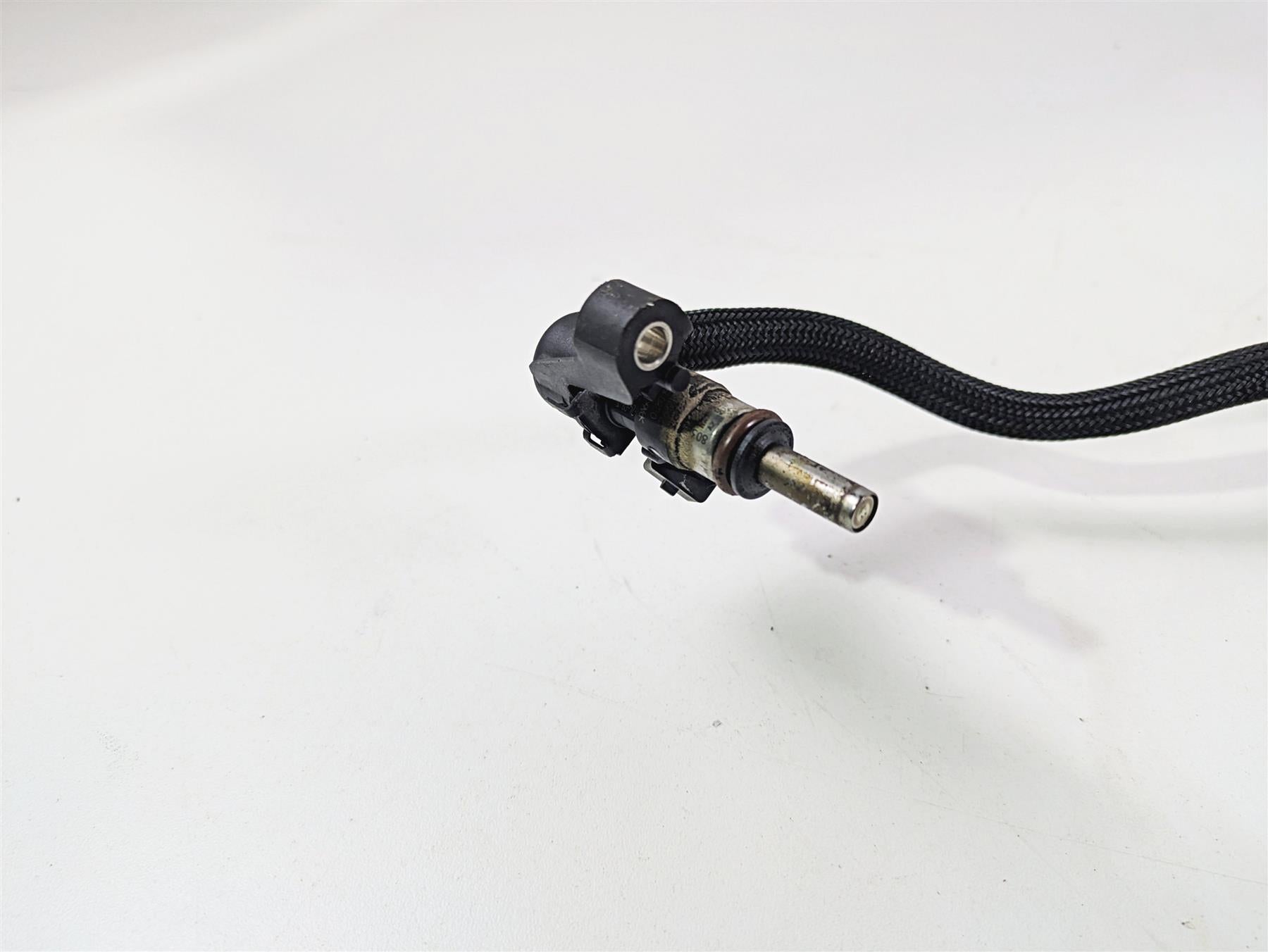2016 BMW R1200RT K52 Fuel Injectors & Distributor Lines 13538556862 13617672335 {{ shop.shopifyCountryName }} - Mototech271