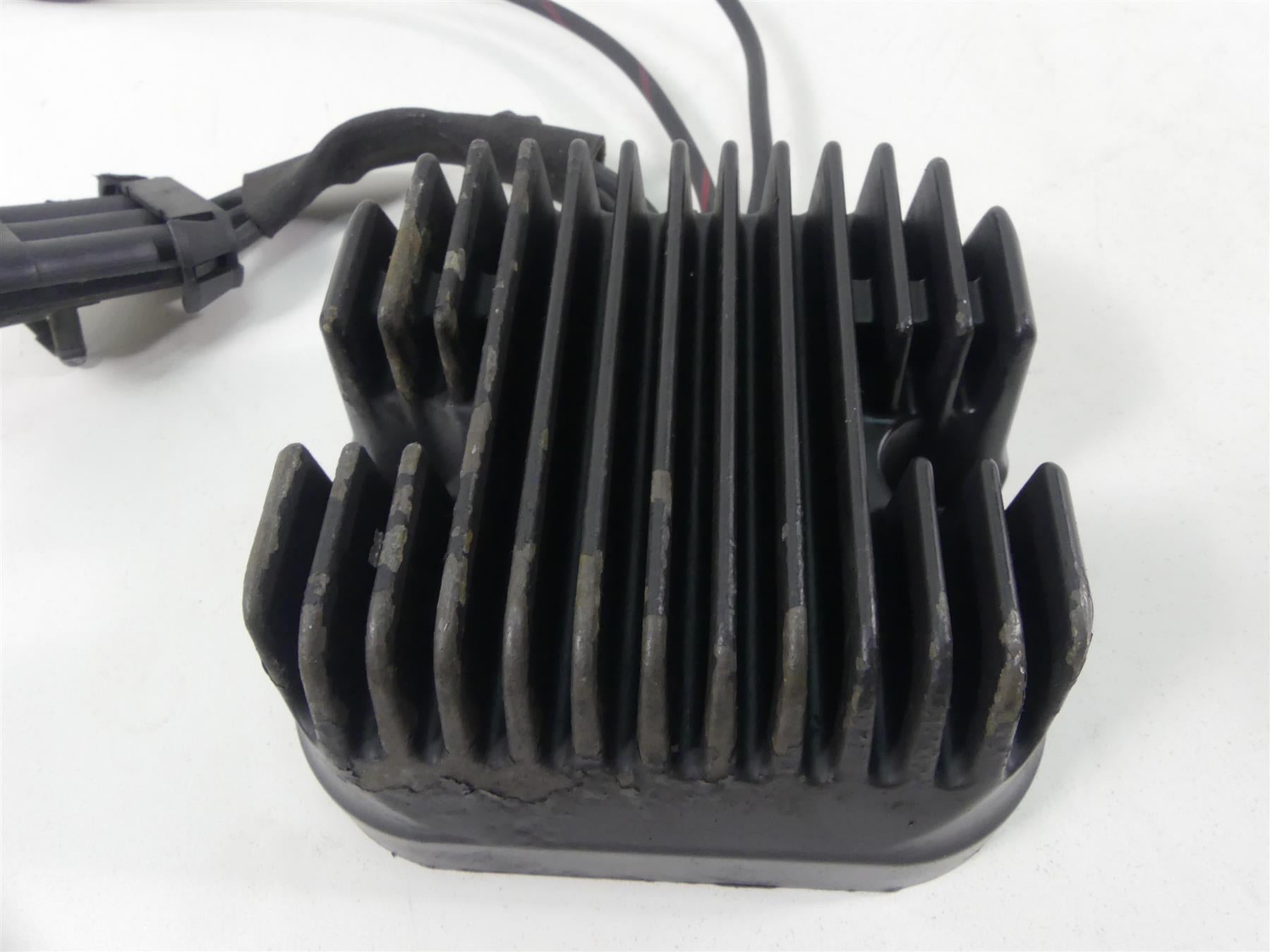 2015 Victory Cross Country 8 Ball Rectifier Voltage Regulator 4012717 {{ shop.shopifyCountryName }} - Mototech271