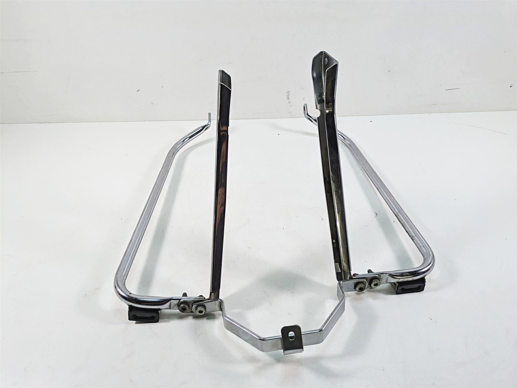 2006 Harley Touring FLHXI Street Glide Saddlebag Mount Bracket Set 90720-79C {{ shop.shopifyCountryName }} - Mototech271