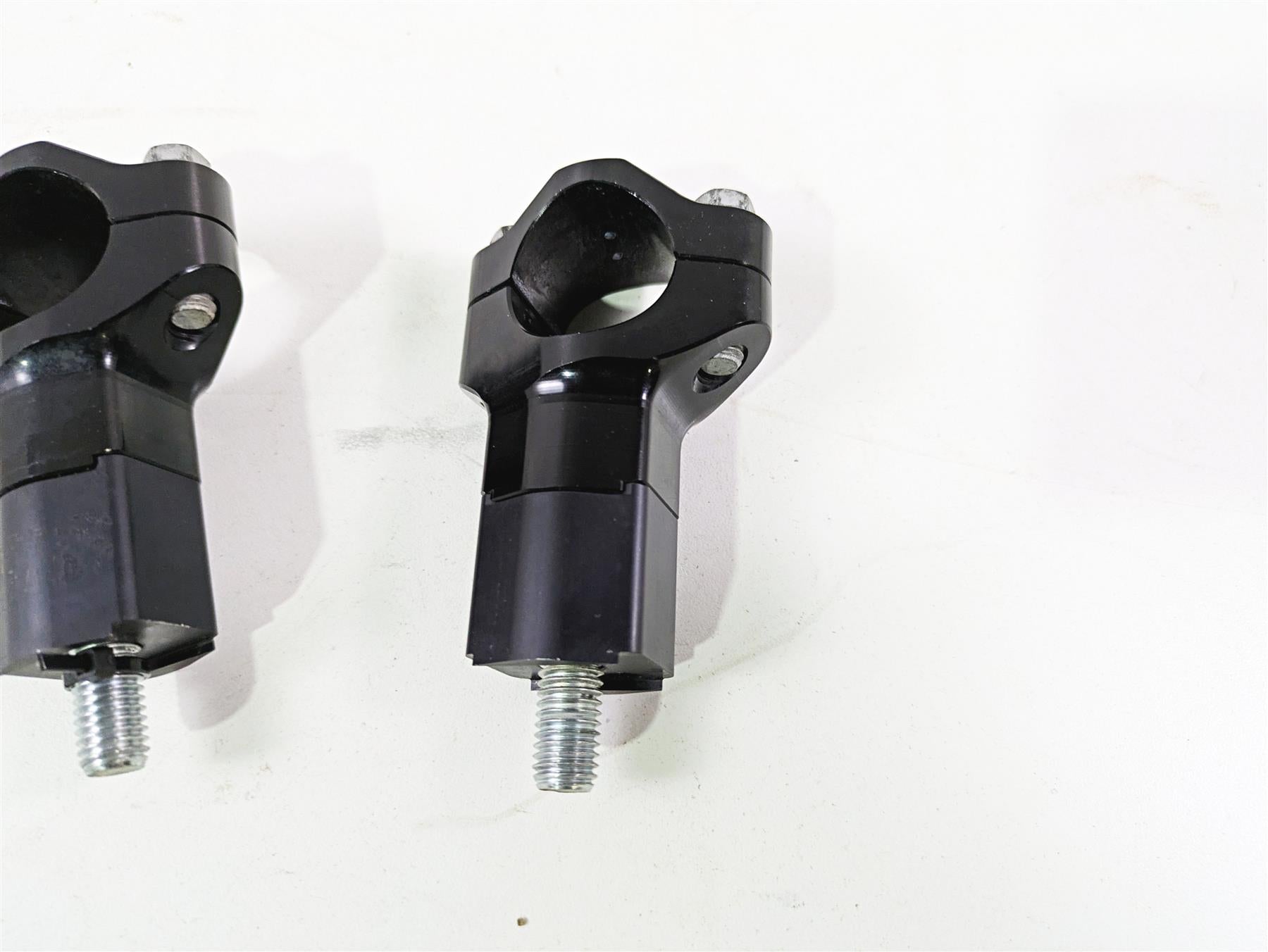 2020 KTM 1290 Super Adventure R Handlebar Riser + Extension Holder 00050000927 {{ shop.shopifyCountryName }} - Mototech271