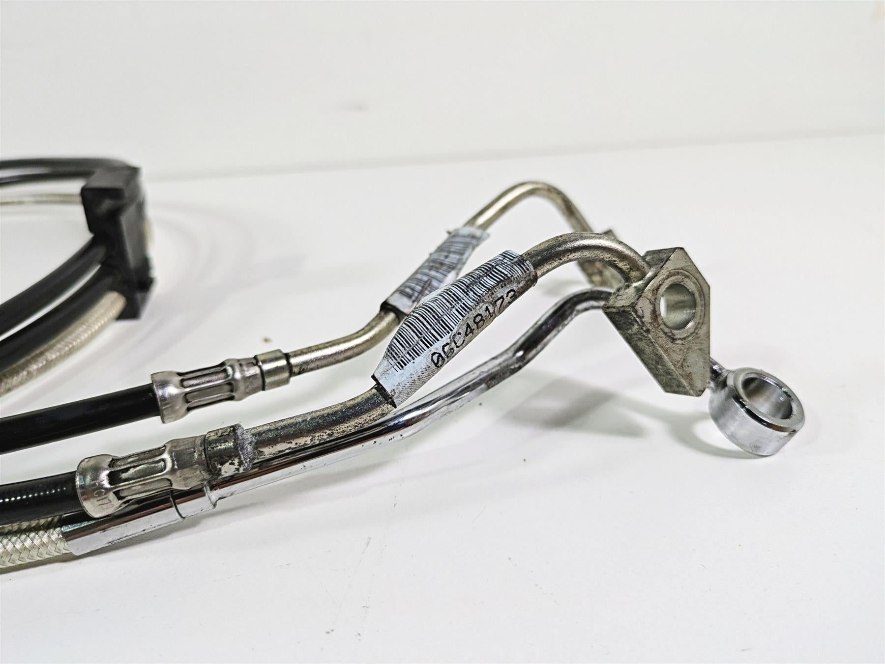 2017 Harley Touring FLHTKSE CVO E-Glide Front Abs Brake Line Set 77" 41800573 {{ shop.shopifyCountryName }} - Mototech271