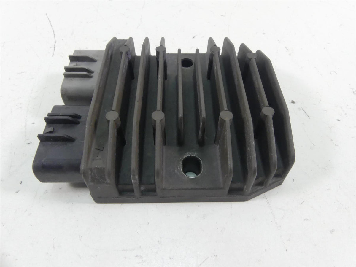 2012 BMW S1000RR K46 Rectifier Voltage Regulator FH012DA 12317718422 {{ shop.shopifyCountryName }} - Mototech271