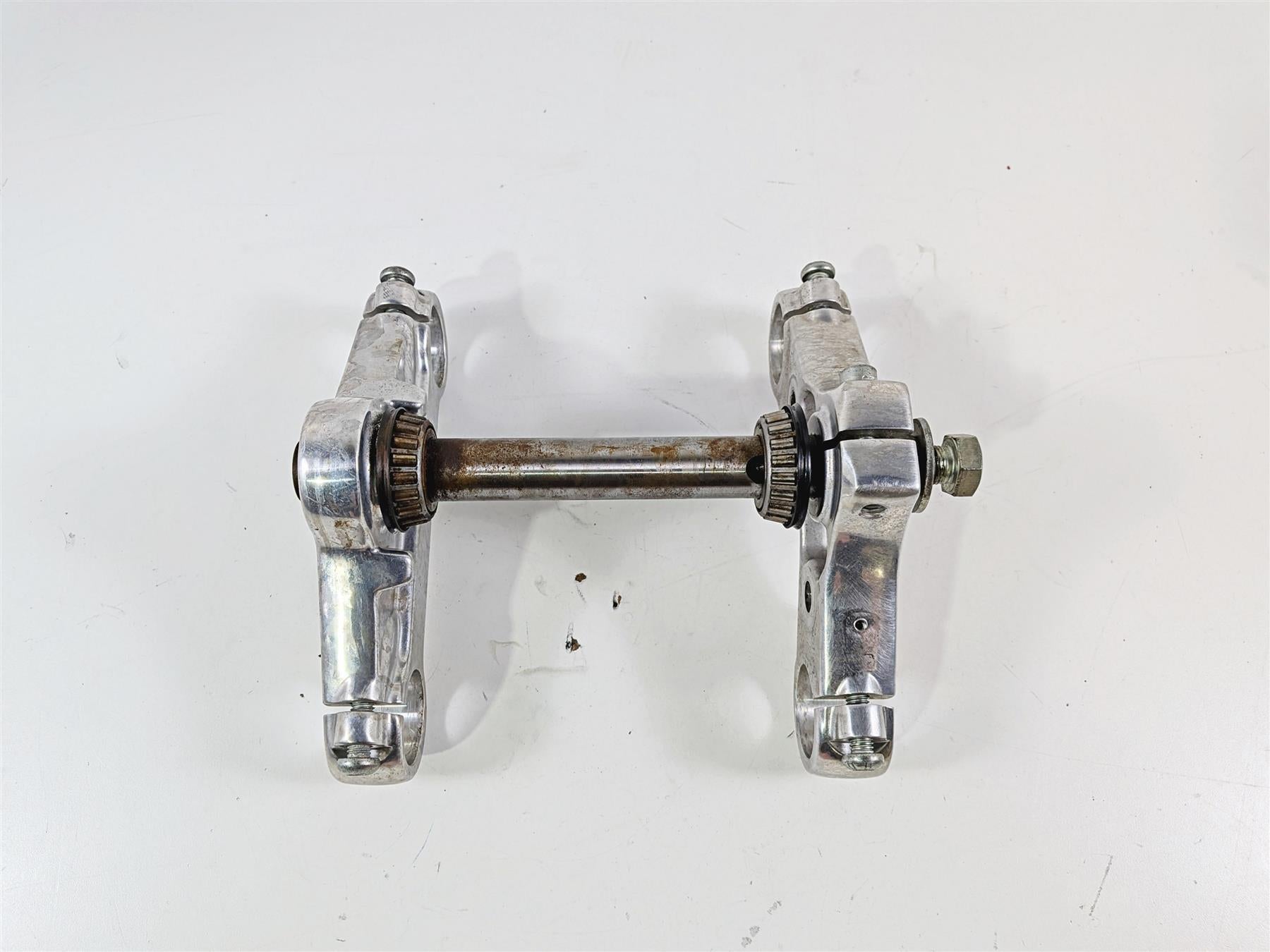 2006 Harley Sportster XL883 Low Upper Lower Triple Tree 39mm 46126-04 45966-04 {{ shop.shopifyCountryName }} - Mototech271