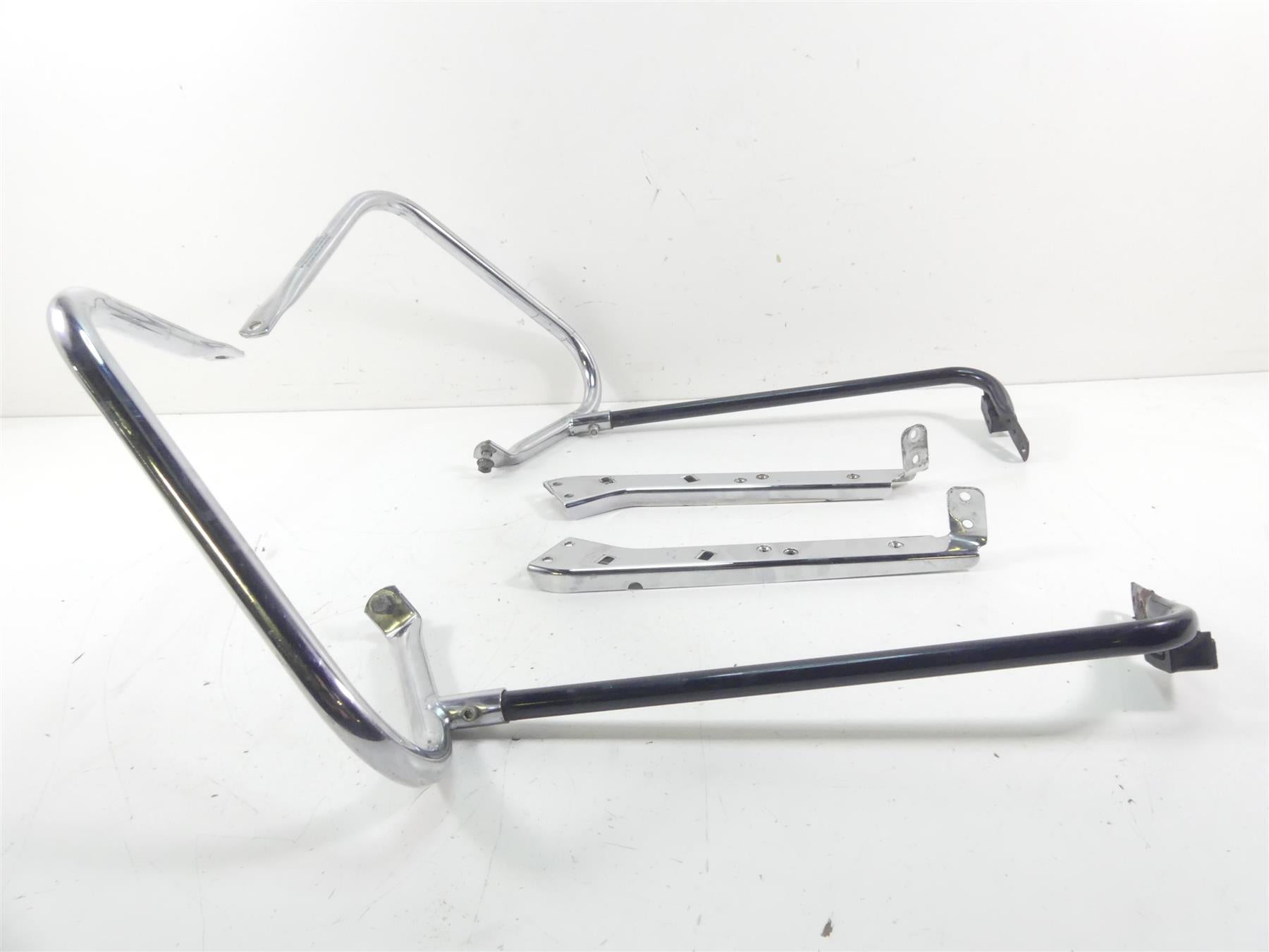 2007 Harley FLHTCU SE2 CVO Electra Glide Saddlebag Guard Set 49176-97 49187-97 | Mototech271