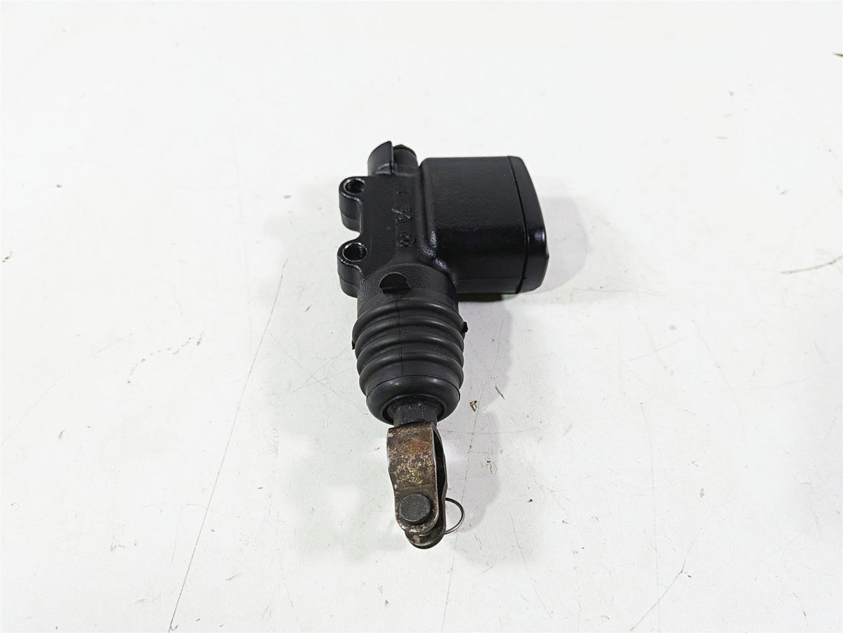 2018 Harley Softail FXFBS Fat Bob Rear Brake Master Cylinder 5/8" 41700460 {{ shop.shopifyCountryName }} - Mototech271