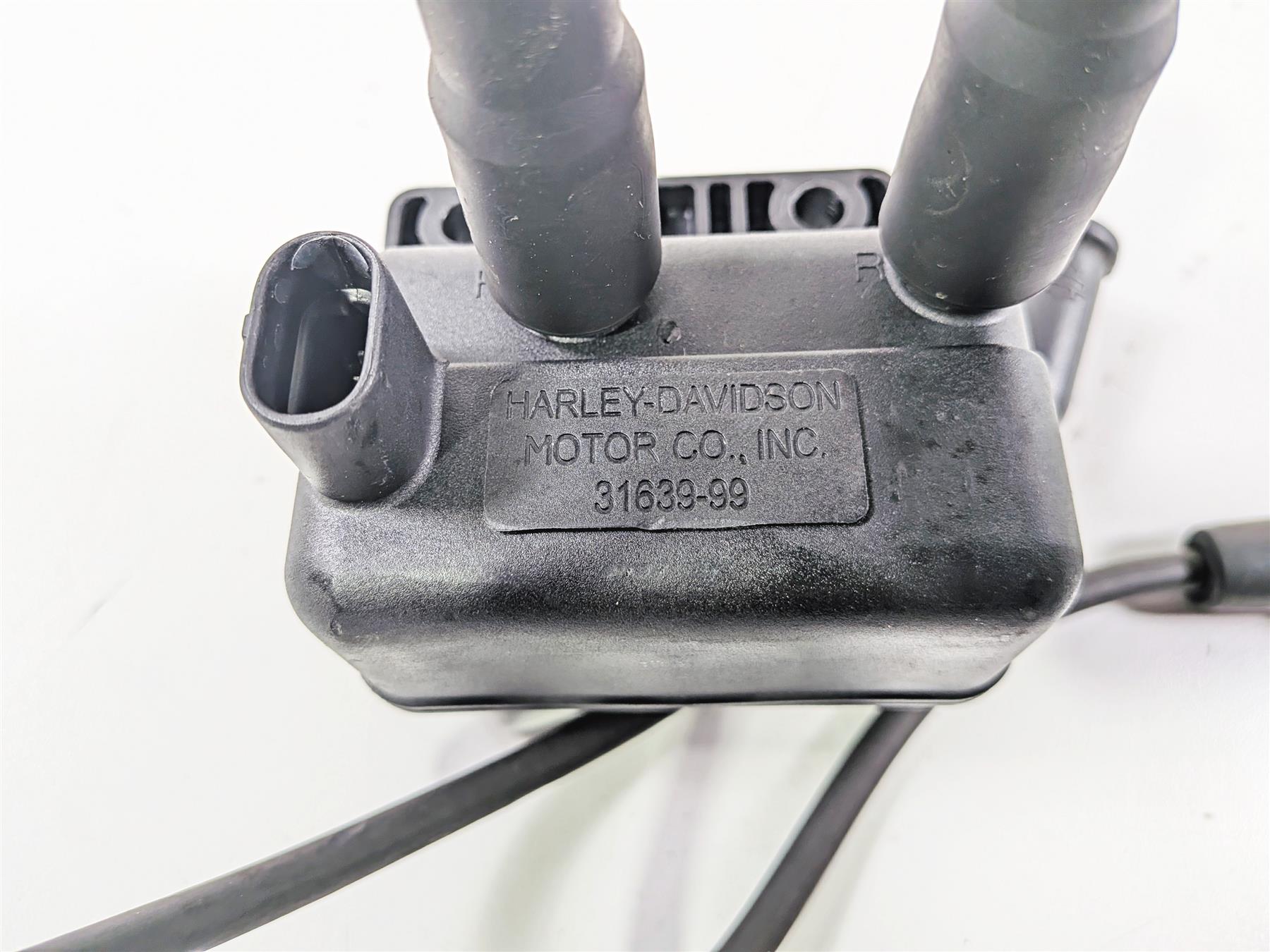 2000 Harley Touring FLHRCI Road King Ignition Coil Wires Plug Set 31639-99 {{ shop.shopifyCountryName }} - Mototech271