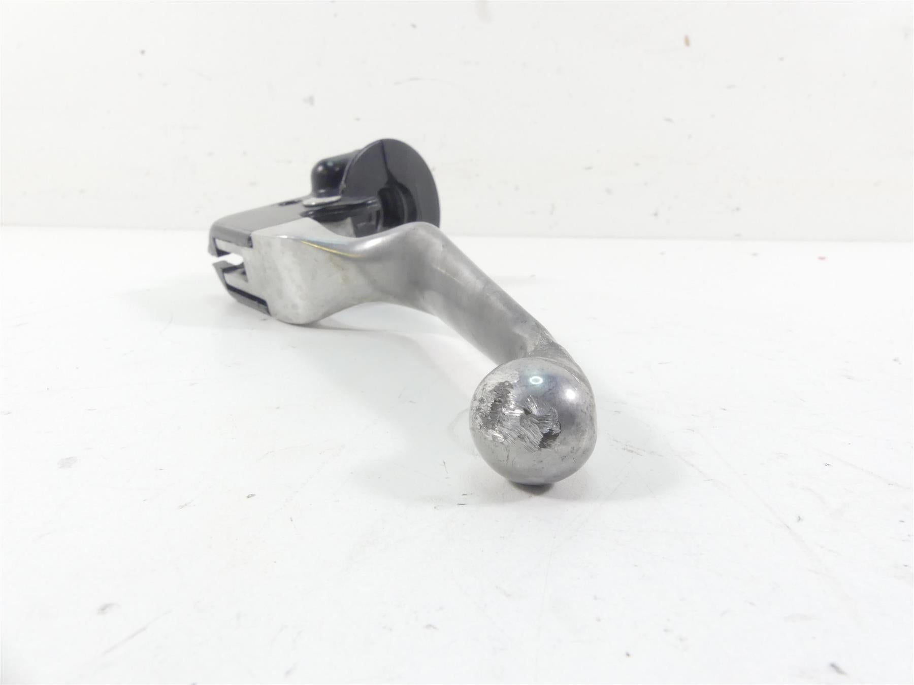2005 Harley Touring FLHRSI Road King Clutch Perch & Lever 38608-96 {{ shop.shopifyCountryName }} - Mototech271