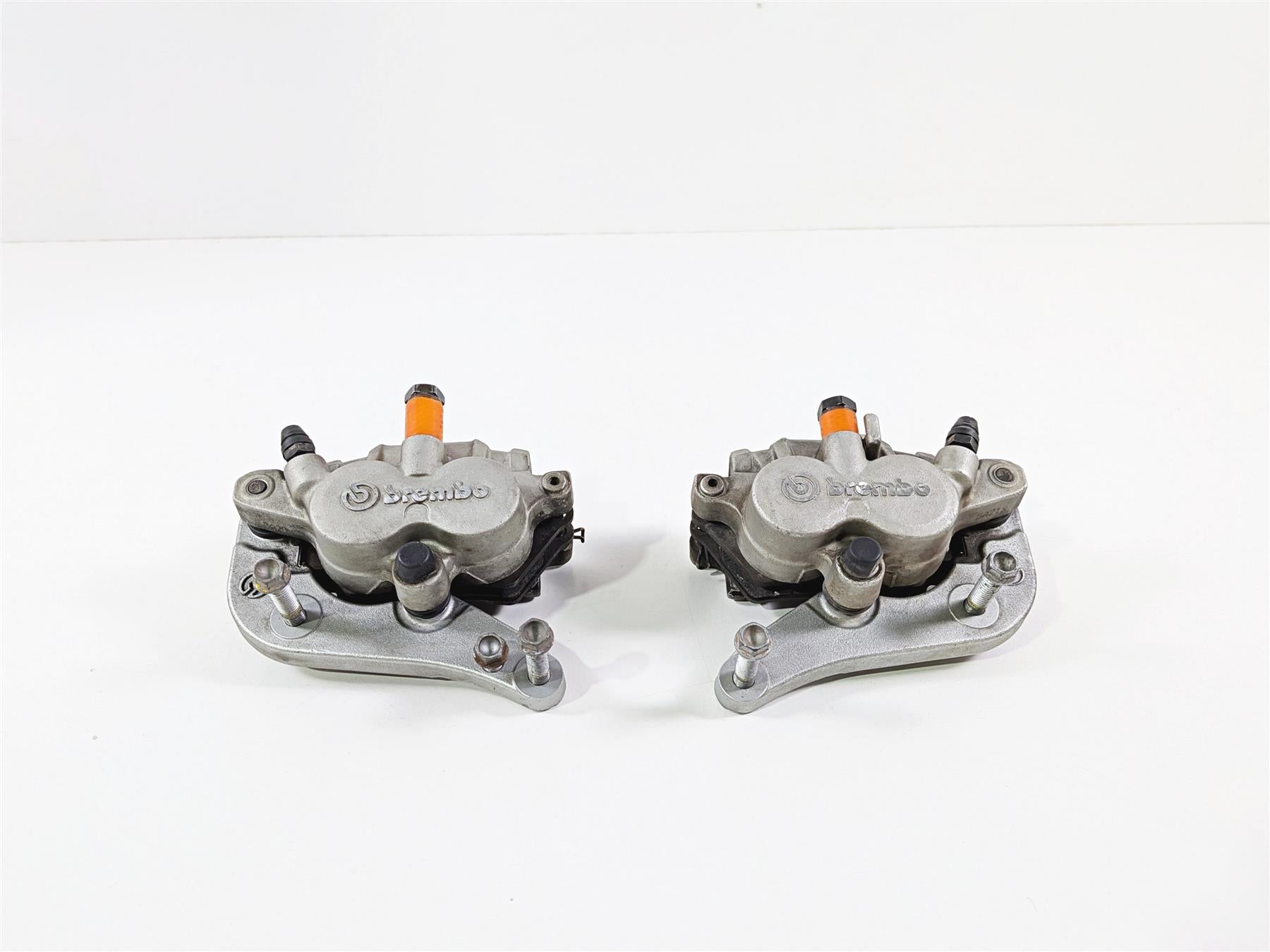 2005 KTM 950 LC8 Adventure Brembo Front Brake Calipers 60013016000 60013015000 {{ shop.shopifyCountryName }} - Mototech271