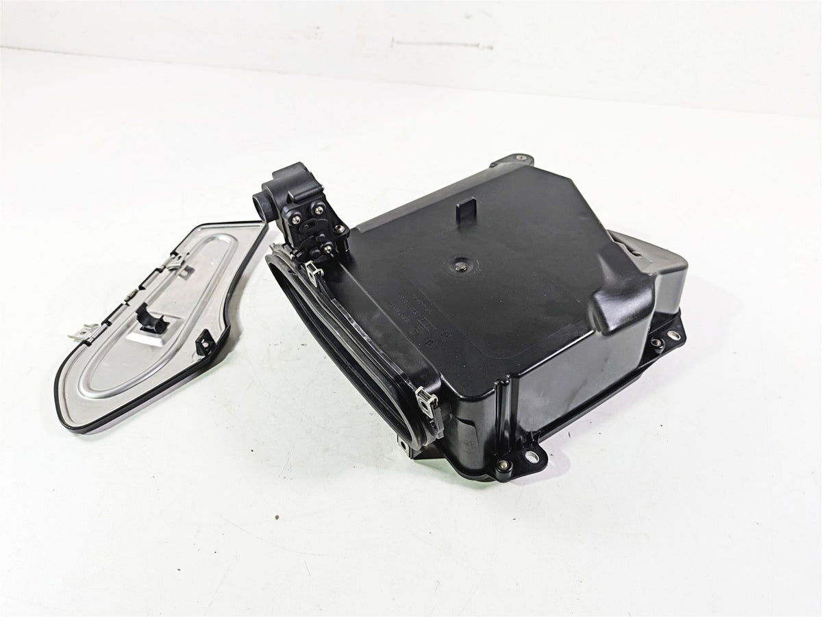 2009 BMW R1200RT K26 Storage Glove Compartment Box + Lid 46637681545 {{ shop.shopifyCountryName }} - Mototech271