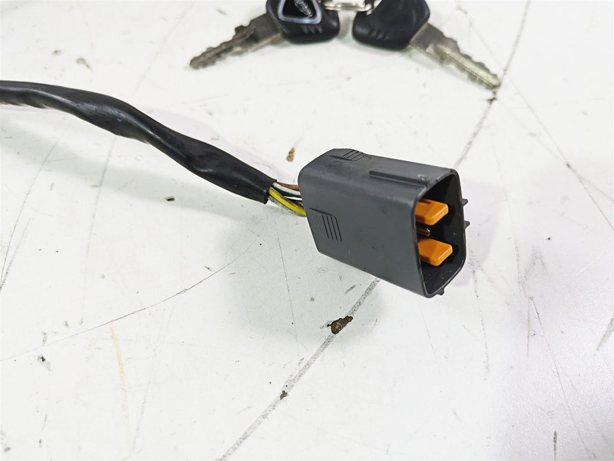 2012 Triumph Daytona 675 Ignition Switch Key Lock Tank Cap Set T2507563 {{ shop.shopifyCountryName }} - Mototech271