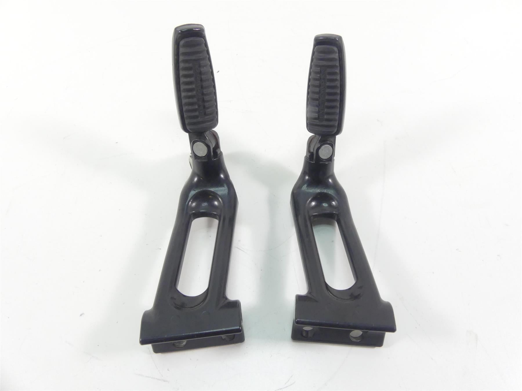 2006 Harley VRSCD Night Rod Rear Passenger Foot Peg Rest Set 51094-06 51095-06 {{ shop.shopifyCountryName }} - Mototech271