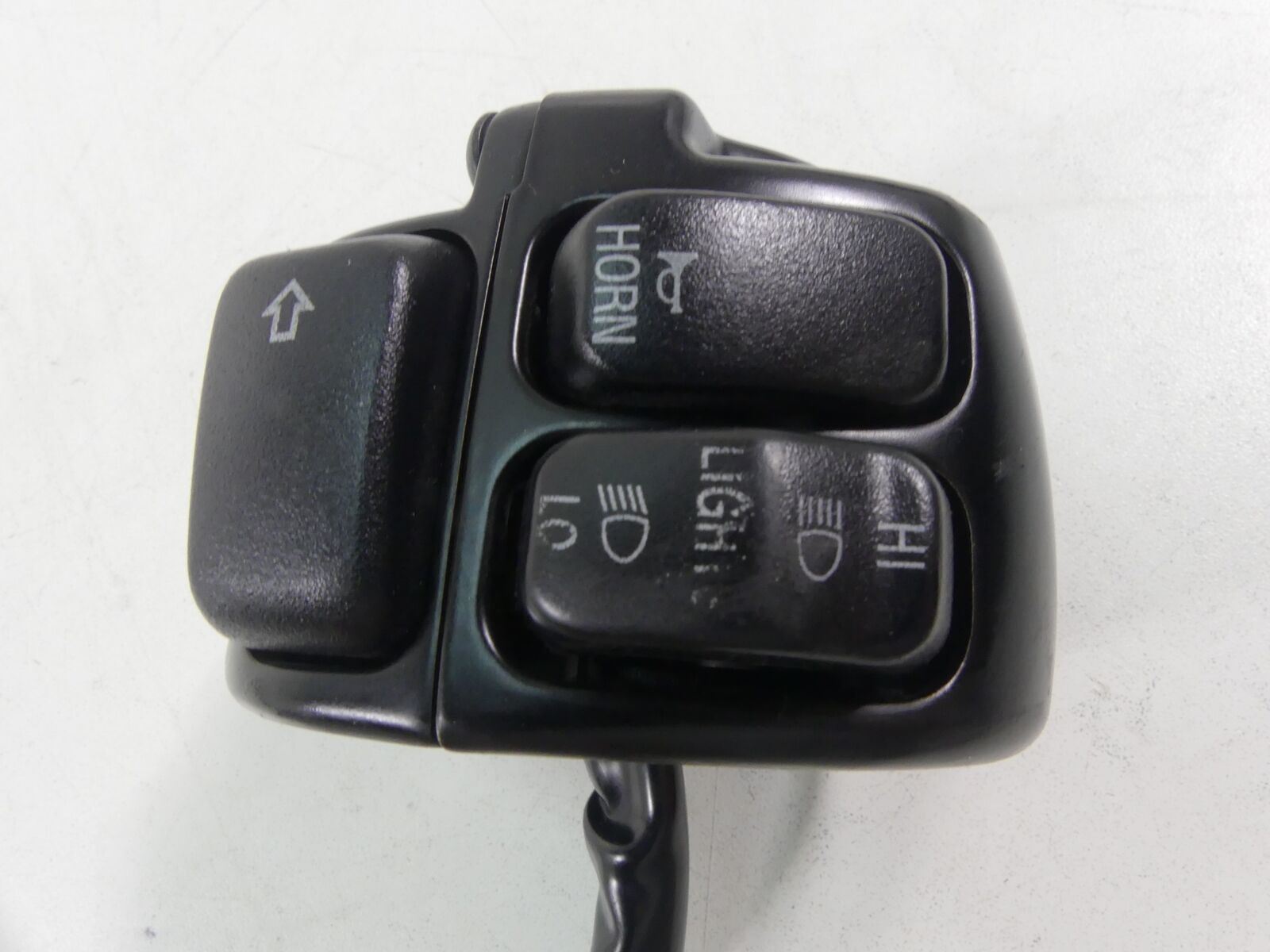 2015 Harley VRSCF Muscle V-Rod Left Control Switch Blinker Lights -Read 71682-06 {{ shop.shopifyCountryName }} - Mototech271