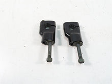 Load image into Gallery viewer, 2002 Yamaha FZ1 FZS1000 Fazer Handlebar Riser Holder Set 5LV-23442-01-00 | Mototech271
