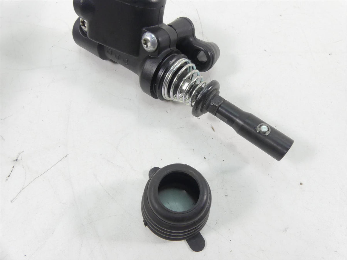 2019 Harley XL883 N Sportster Iron Rear Brake Master Cylinder 41700025 {{ shop.shopifyCountryName }} - Mototech271