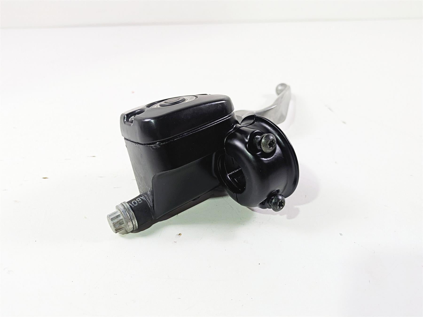 2014 Harley FLS Softail Slim Front Brake Master Cylinder 9/16" 45029-11D {{ shop.shopifyCountryName }} - Mototech271