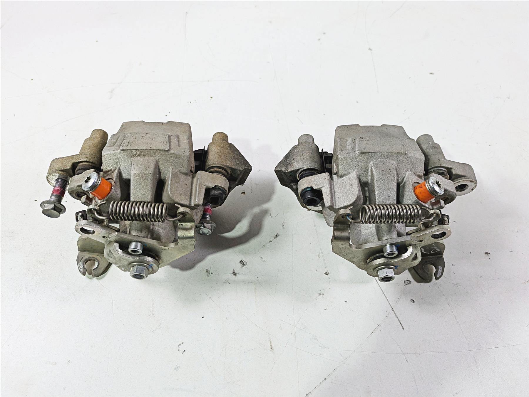 2020 Kawasaki Teryx KRX KRF 1000 Rear Bake Caliper Set 43080-0223 43080-0224 {{ shop.shopifyCountryName }} - Mototech271